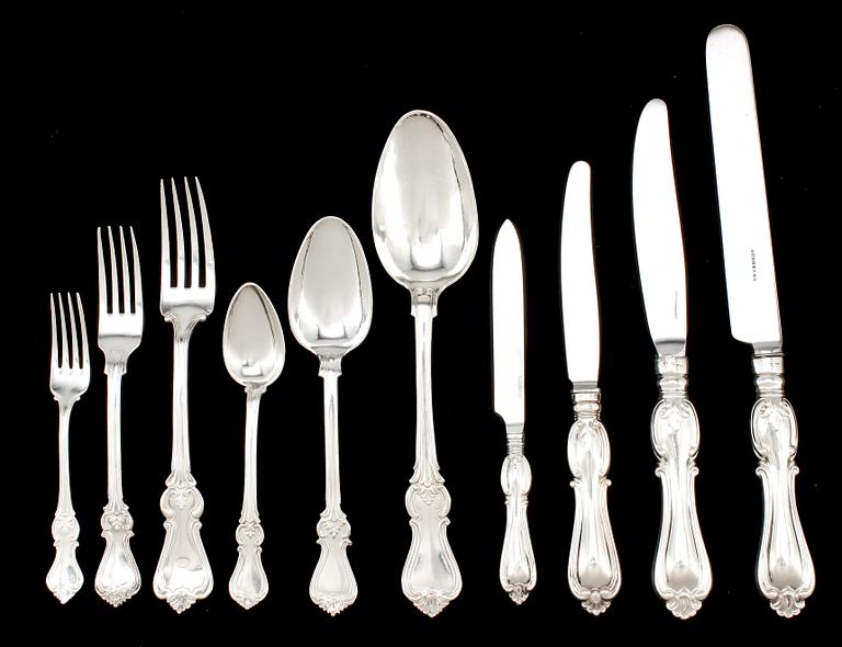 BESTICKSERVISDELAR, 62 st, silver, "Olga", flertal mästare, bla G. Dahlgren, Malmö. resp G. Möllenborg, Stockholm. 1800-tal. Tot ca 3500 gram.