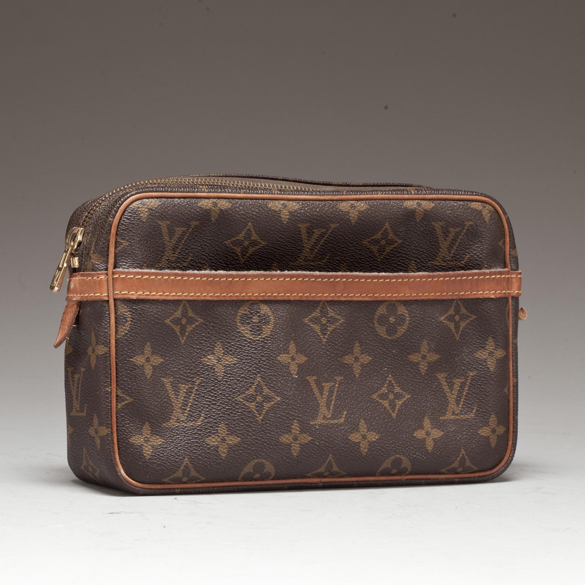 NECESSÄR, herr. Louis Vuitton.