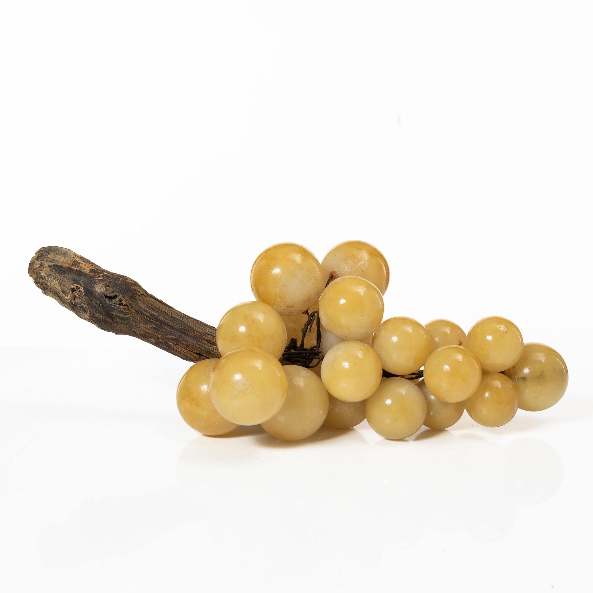 Table decoration, second half of the 20th century.