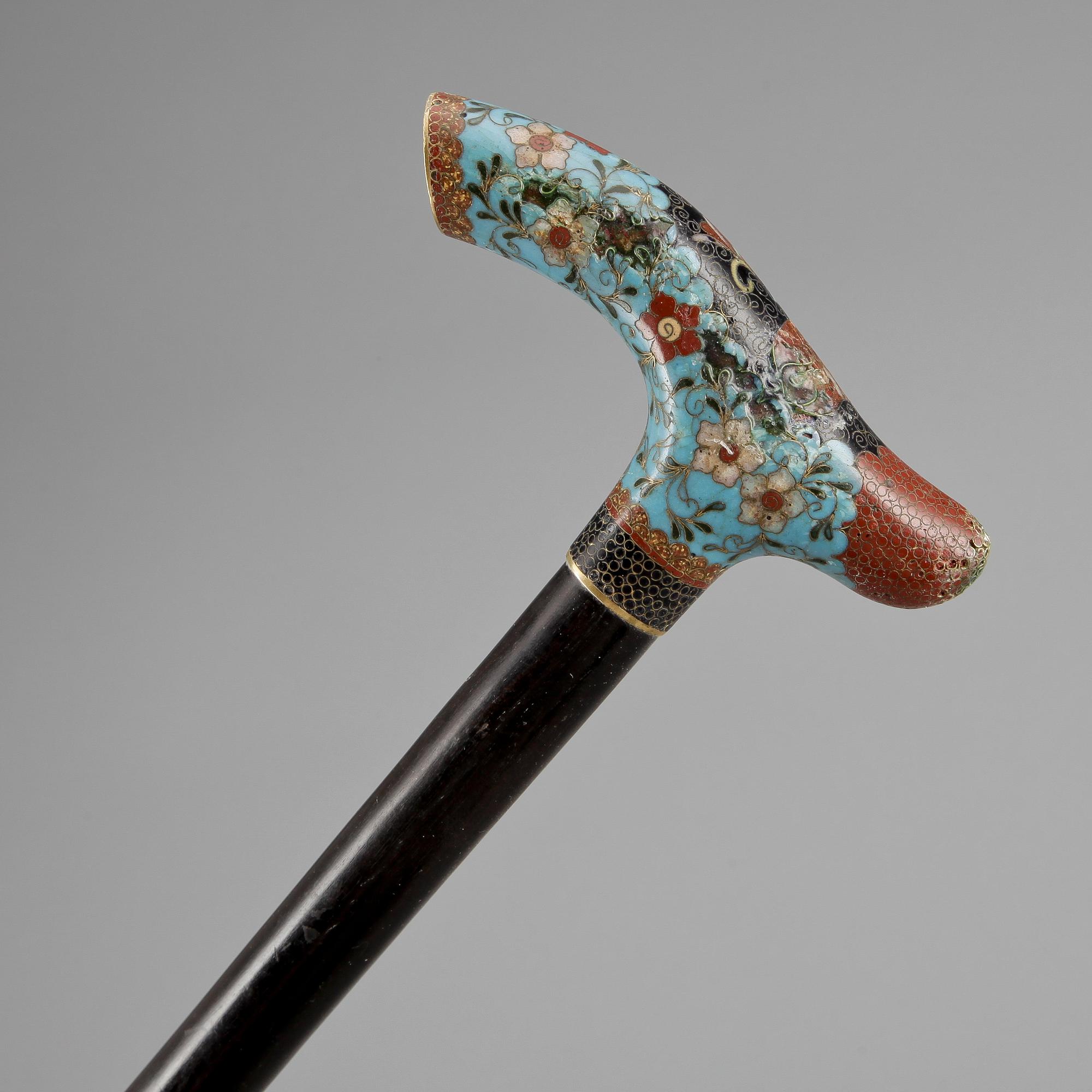 KÄPP, cloisonné och silver, 1900-talets första hälft.