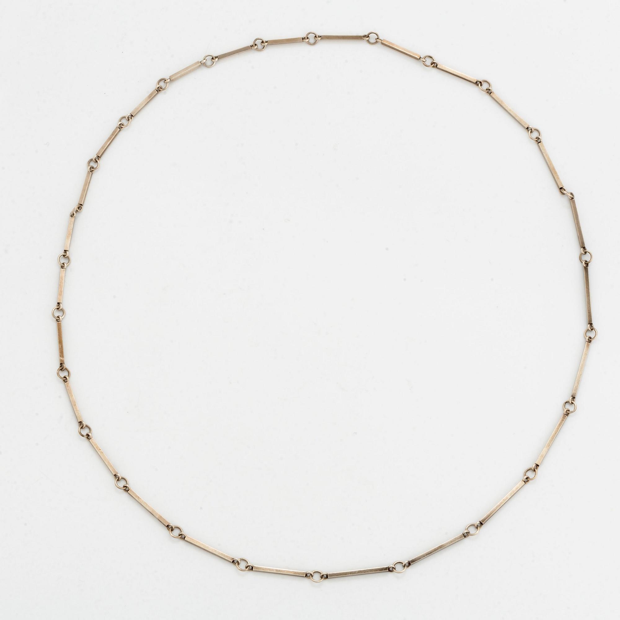 Wiwen Nilsson, silver necklace.