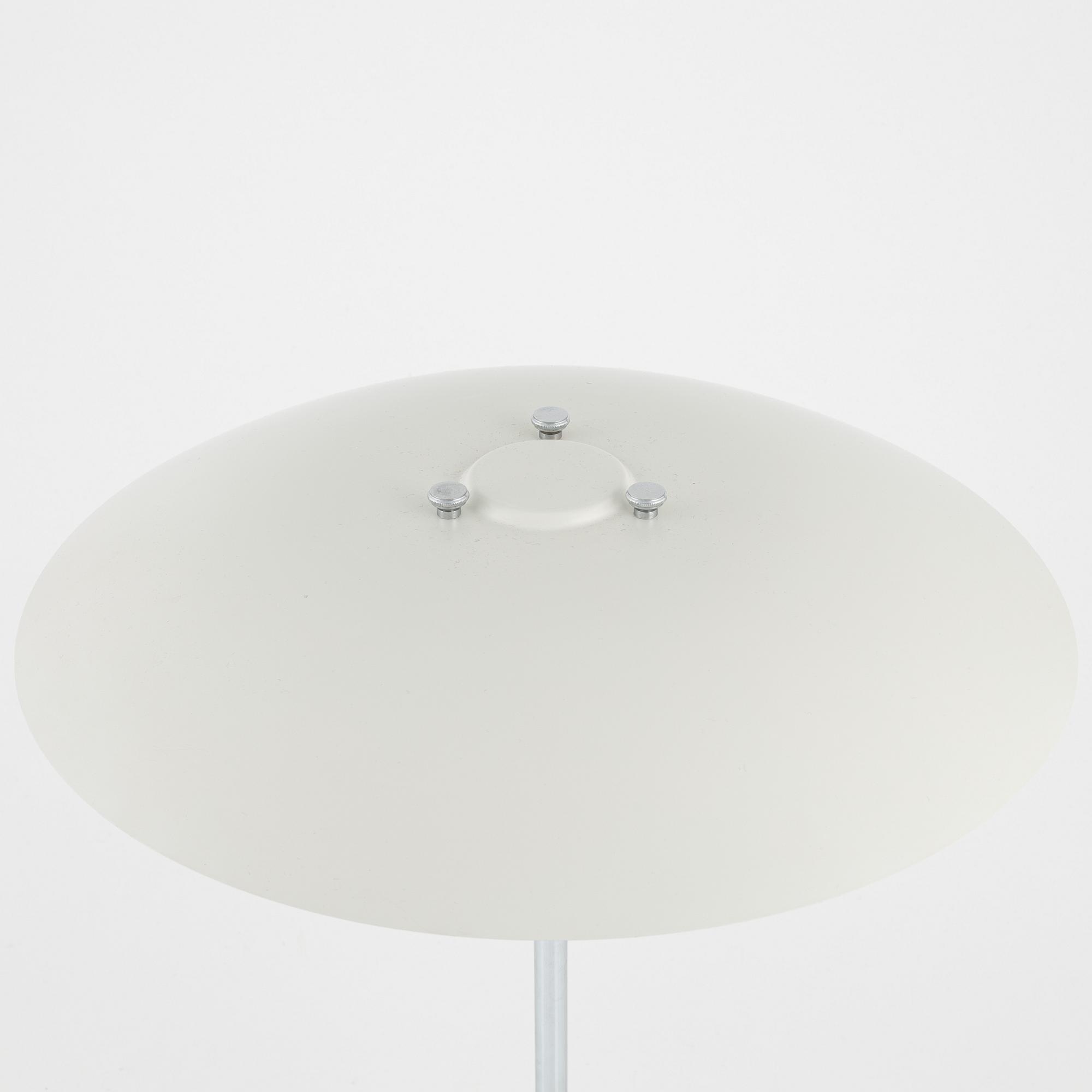 Poul Henningsen, bordslampa, "PH 4/3", Louis Poulsen, Danmark.