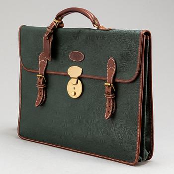 MULBERRY, a Scotchgrain briefcase.