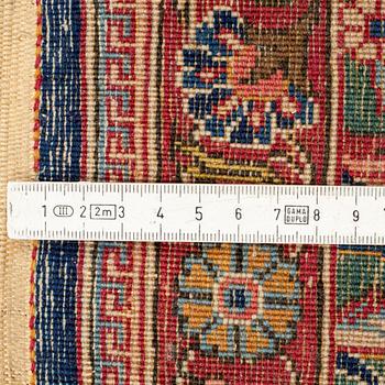 MATTO, a semi-antique Kashan part silk, ca 207,5 x 134,5 cm (as well as one end with 1,5 cm flat weave).