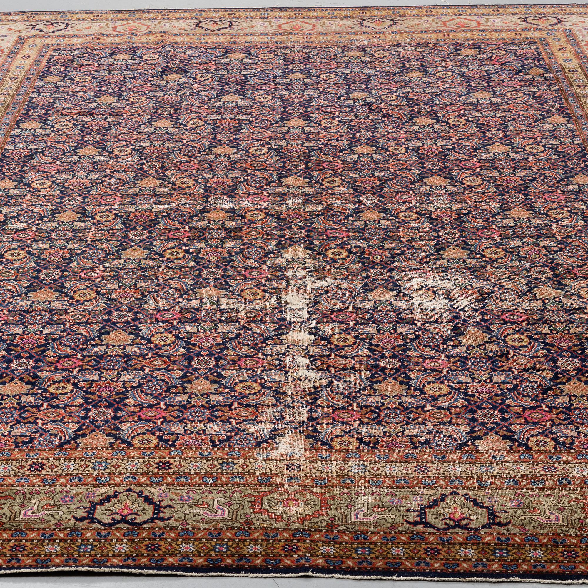 A CARPET, Antique West persian, ca 356,5  x 303,5 cm.