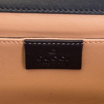 CLUTCH, Gucci.