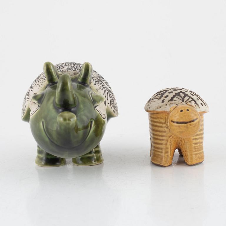 Lisa Larson, two figurines from the 'Jura' series, Gustavsberg, 1971-77.