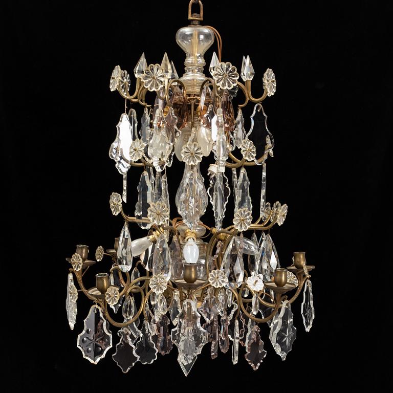 An early 20th Century chandelier.