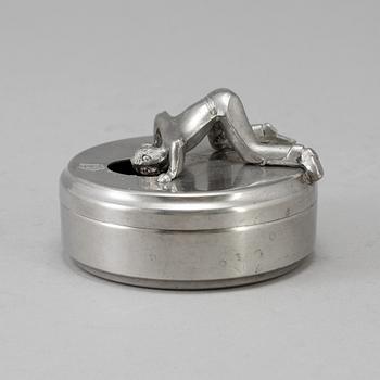 A pewter box by Widerholm & Dahlberg, Eskilstuna, Sweden. 1930/40s.