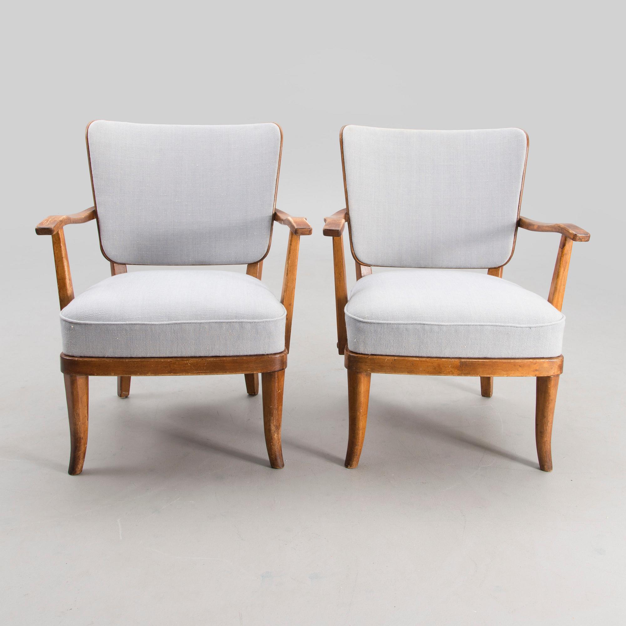 EINARI KYÖSTILÄ, karmstolar, ett par, Oy Stockmann Ab, Kervo Snickerifabrik, 1940-tal.