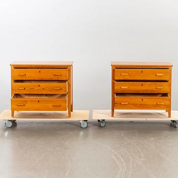 BYRÅER, ett par, Swedish Modern, 1900-talets mitt,