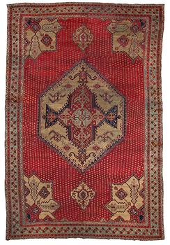 1774. ANTIQUE USHAK. 636 x 408 cm.