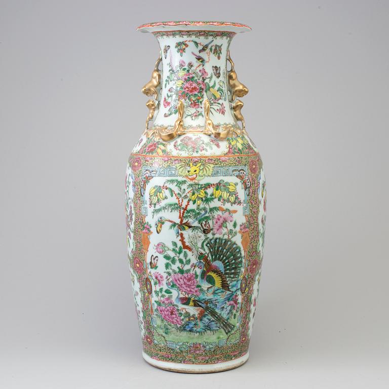A Chinese famille rose vase, Canton, circa 1900.