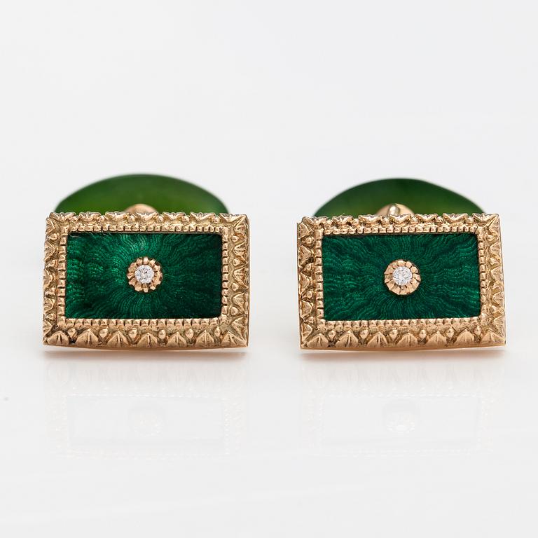 A pair of 14K gold cufflinks with enamel, jade and diamonds ca. 0.018 ct in total. St-Petersburg, Soviet union.