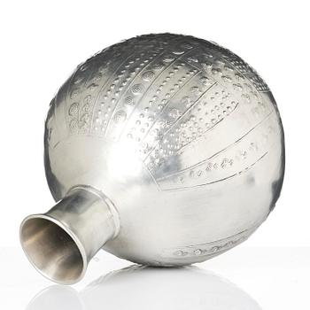 Estrid Ericson, "Peruvian urn", pewter, Firma Svenskt Tenn, Stockholm 1993.