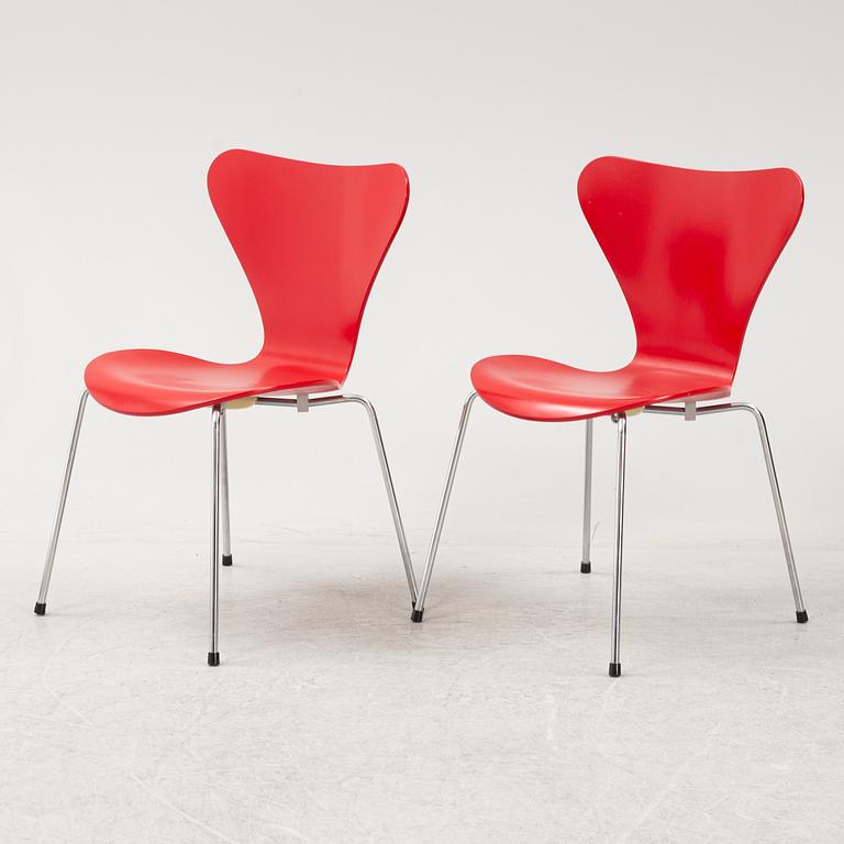 Arne Jacobsen, stolar, 6 st, "Sjuan", Fritz Hansen, Danmark.