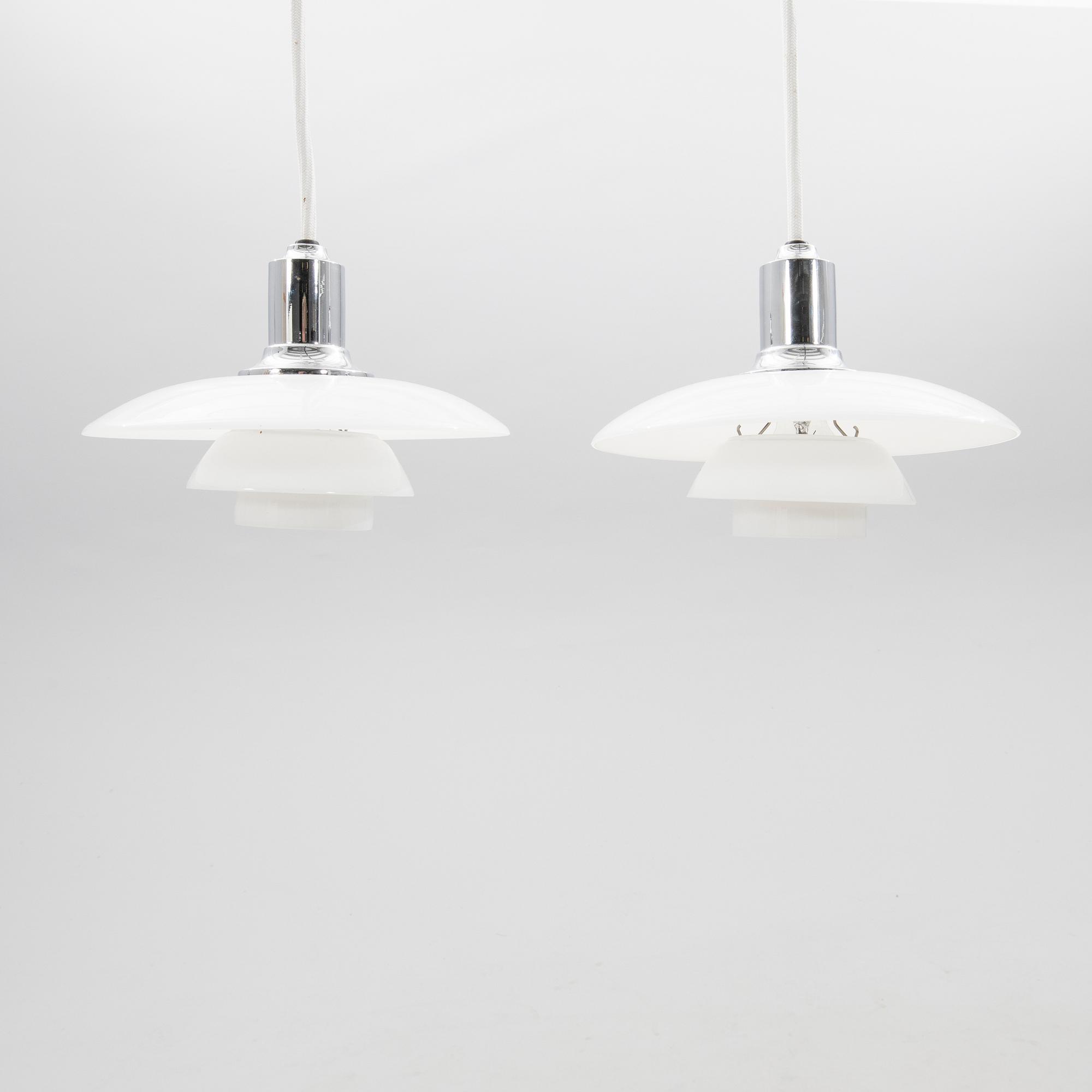 Poul Henningsen, taklampor ett par "PH 2/1", Louis Poulsen, Danmark.