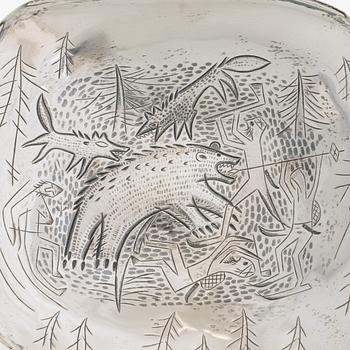 Tapio Wirkkala, A 'Bear hunting' silver dish, Tillander, Helsinki 1953.