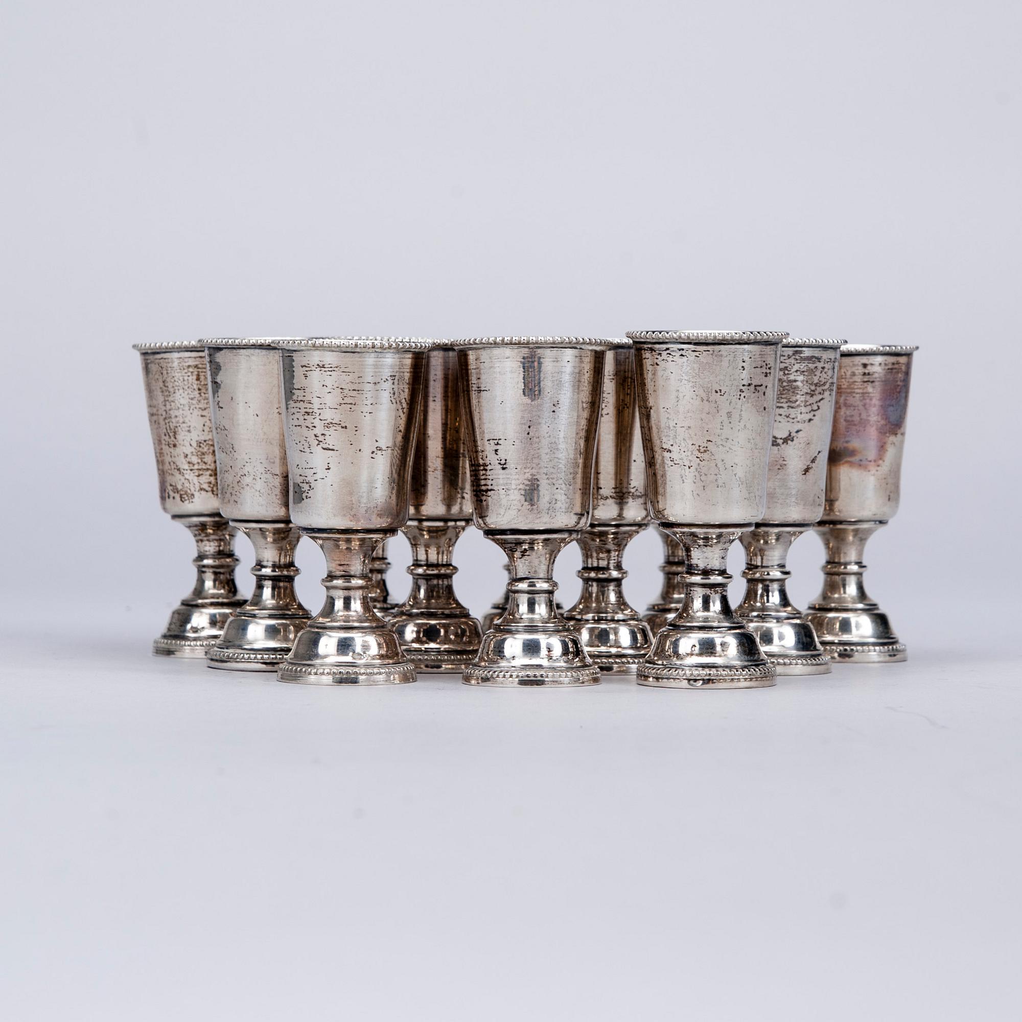 BÄGARE, 12 st, silver, Österrike-Ungern 1867-1922. Vikt ca 463 g.