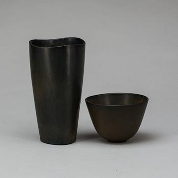 VAS samt SKÅL. Stengods, Gunnar Nylund, Rörstrand.
