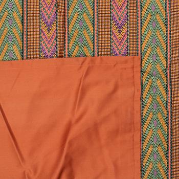 A textile, Missoni, ca 239 x 189 cm.