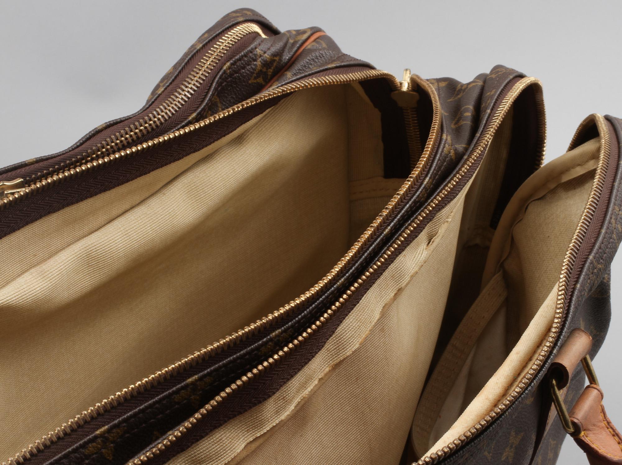 RESVÄSKA, "Sac 3 Poches 55", Louis Vuitton.