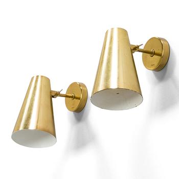 Paavo Tynell, a pair of mid-20th century 'A 4' wall lights for Idman.