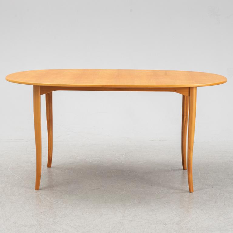 Carl Malmsten, an 'Ovalen' table.