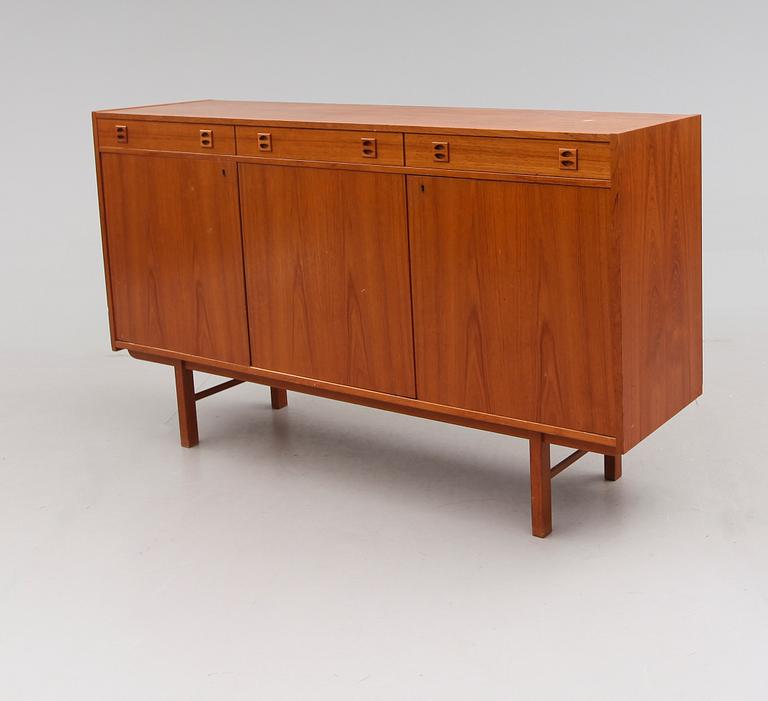 SIDEBOARD, 1900-talets andra hälft.