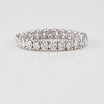RING, 18K vitguld med briljantslipade diamanter ca 1.20 ct. Vikt 2,0 gram.