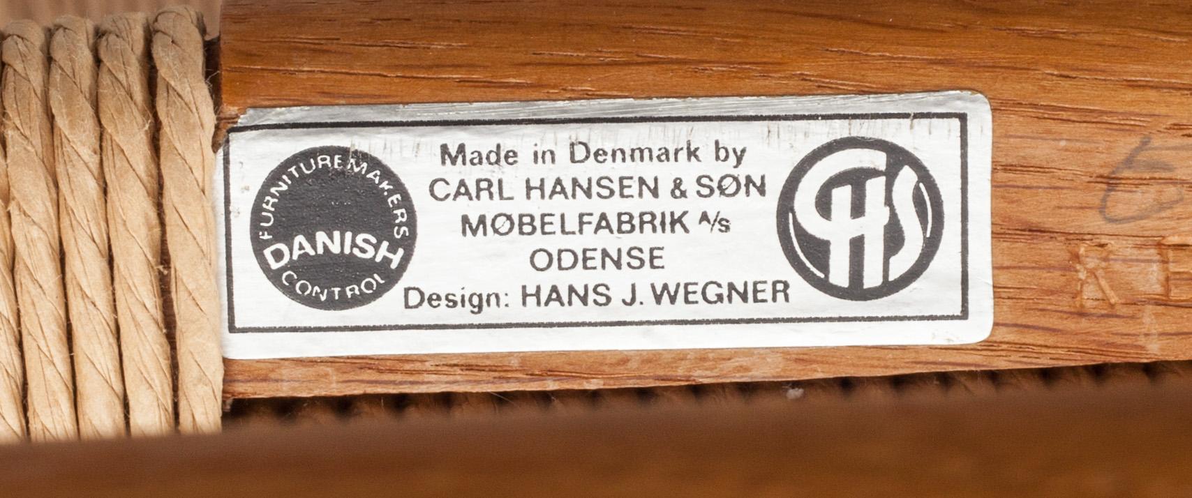 STOLAR, 2 st, Y-stolen, Hans J Wegner, Carl Hansen o Son, etikettmärkta.