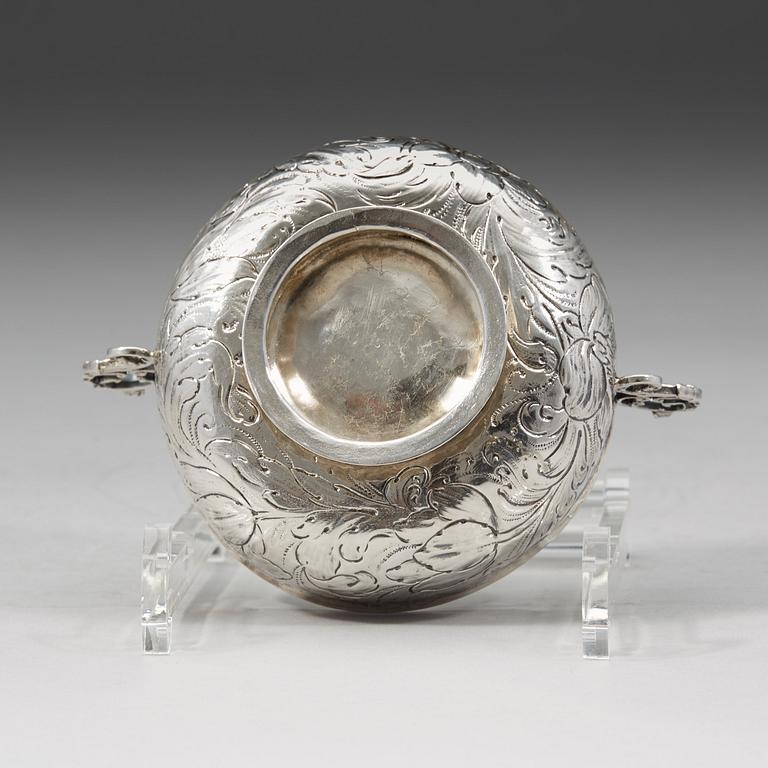 A Swedish 17th century silver brandy-bowl, unmarked.