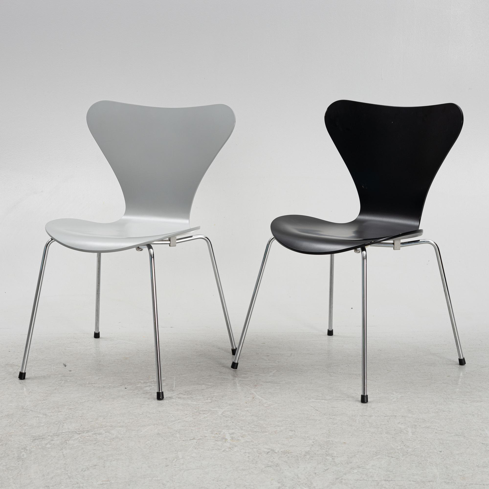 Arne Jacobsen, stolar, 8 st, "Sjuan", Fritz Hansen, Danmark 1997.