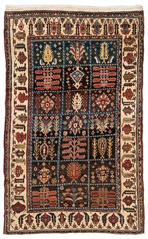 292. An antique Boldaji carpet, Chahar Mahal and Bakhtiari area, c. 278 x 171 cm.