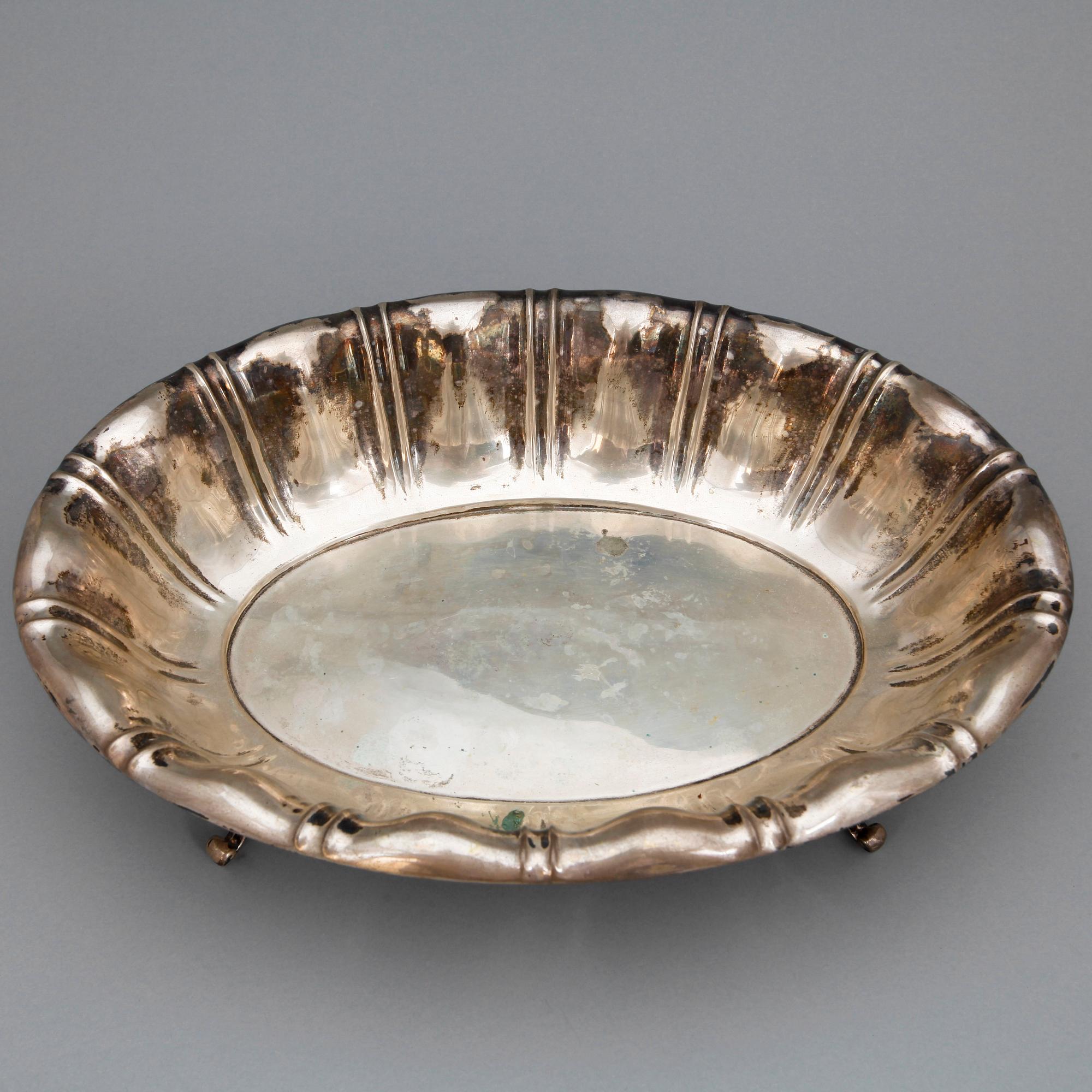 SKÅL, silver, Tyskland, 1900-tal. Total vikt ca 811g.