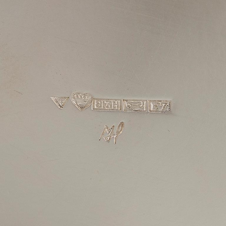 Mauno Honkanen, Såsskål med slev, silver, Tillander, Helsingfors 1958.