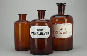 APOTEKSFLASKOR, 3 st, glas, 1900-tal.