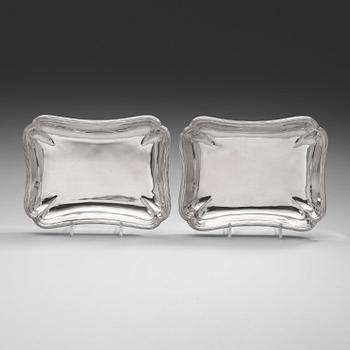 A matched pair of Swedish 18th century silver dishes, marks of Arvid Floberg, Stockholm 1788 and 1795.