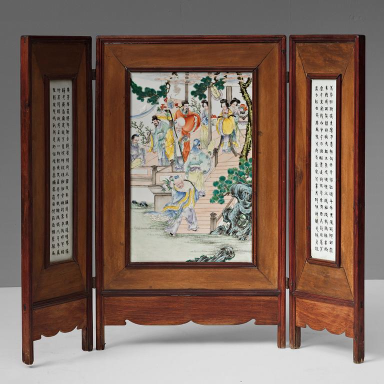 A Chinese three panel porcelain placque, Republic (1912-1949).