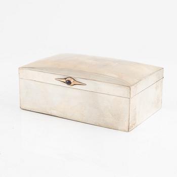 CG Hallberg, cigar box, silver, Stockholm 1917.