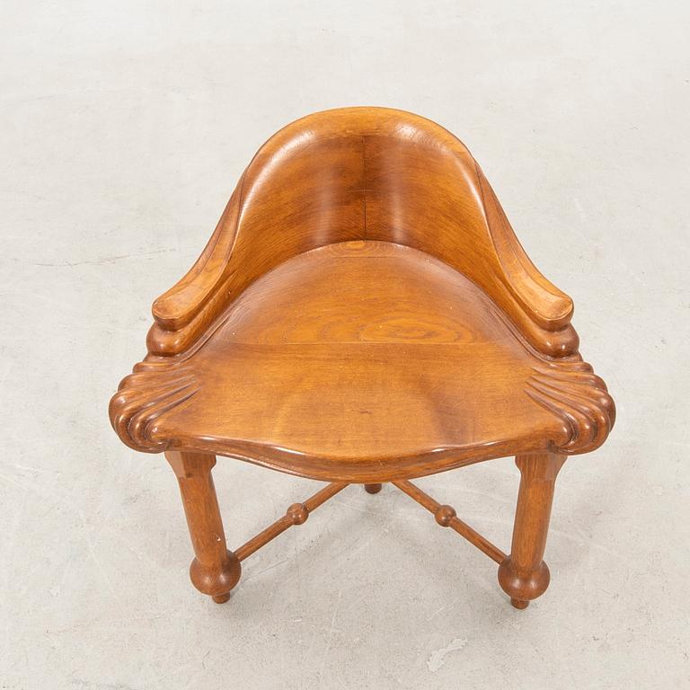 Antoni Gaudí, "Calvet" chair numbered CXXIX.