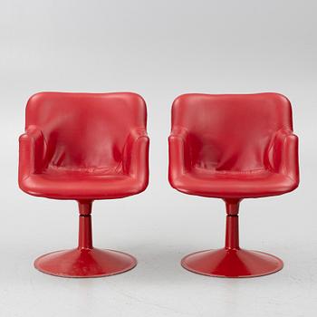 Yrjö Kukkapuro, A pair of armchairs, “Junior”, Haimi, late 1960s.