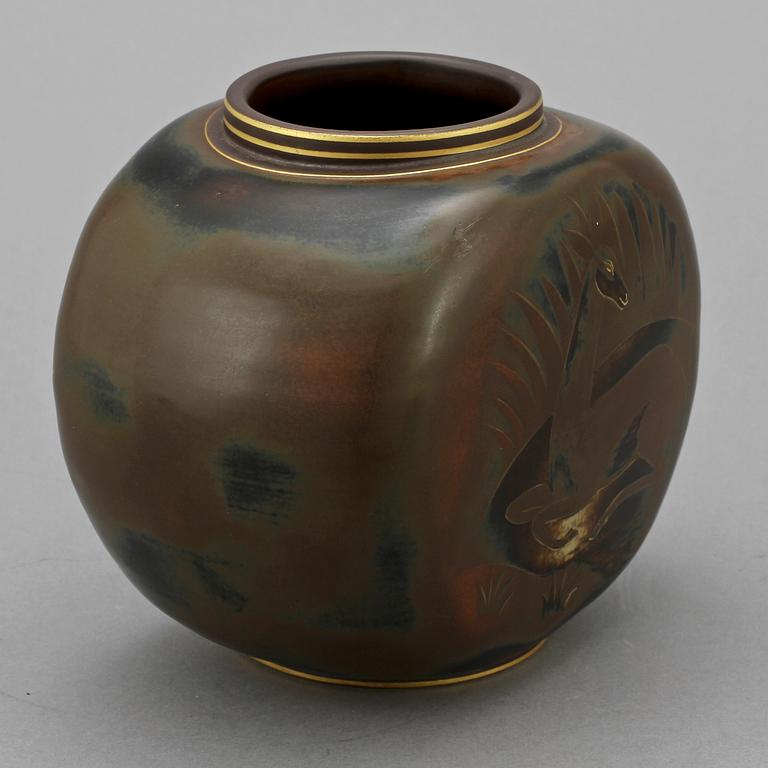 VAS, stengods, Oskar Dahl, Alp, Lidköping,1900-talets första hälft.