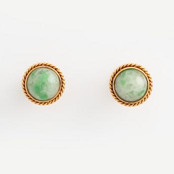 Necklace and a pair of earrings.