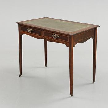 DAMSKRIVBORD, 1800-talets slut. Mahogny.