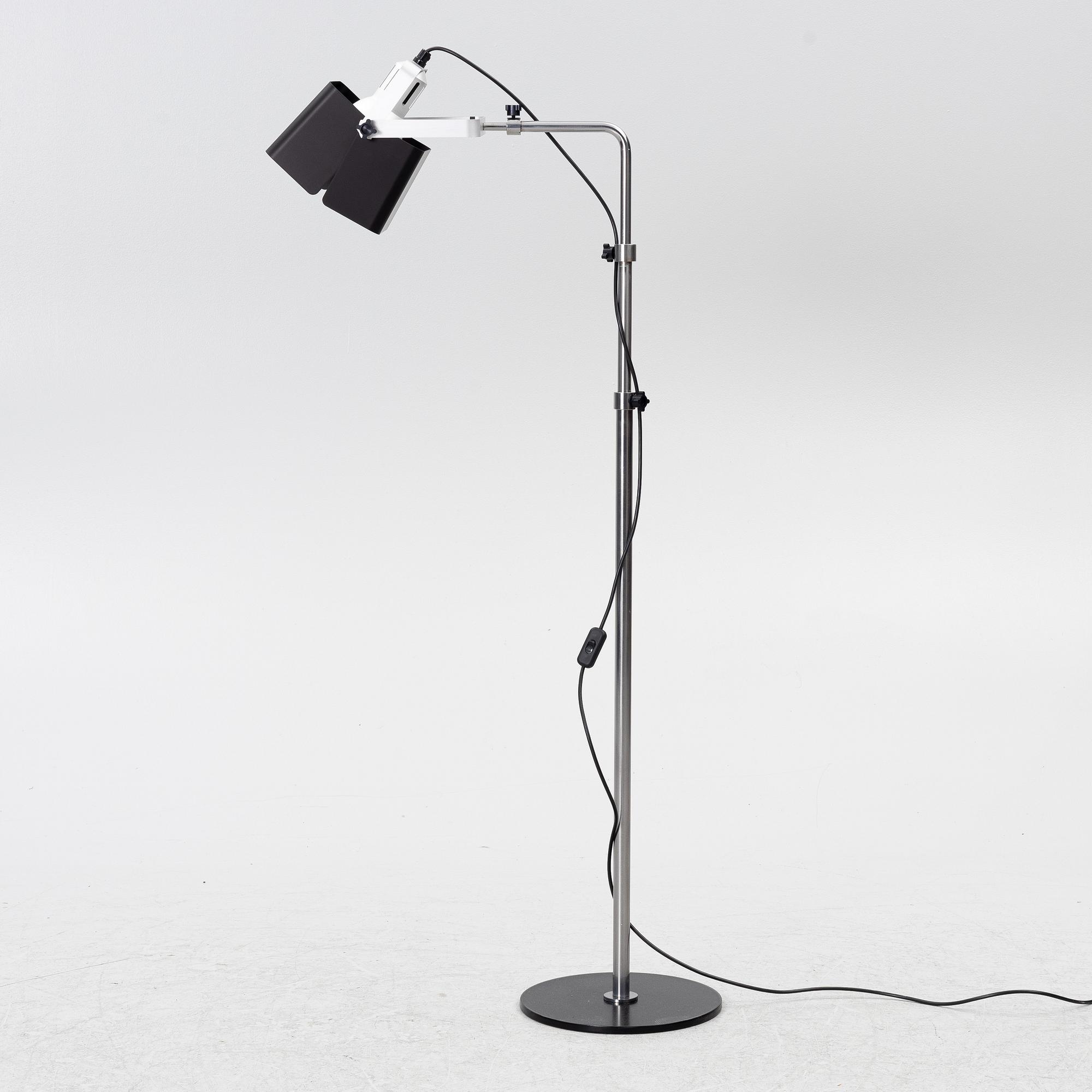 Yrjö Kukkapuro, a 'YK100C' floor lamp, Blond, 2020's.