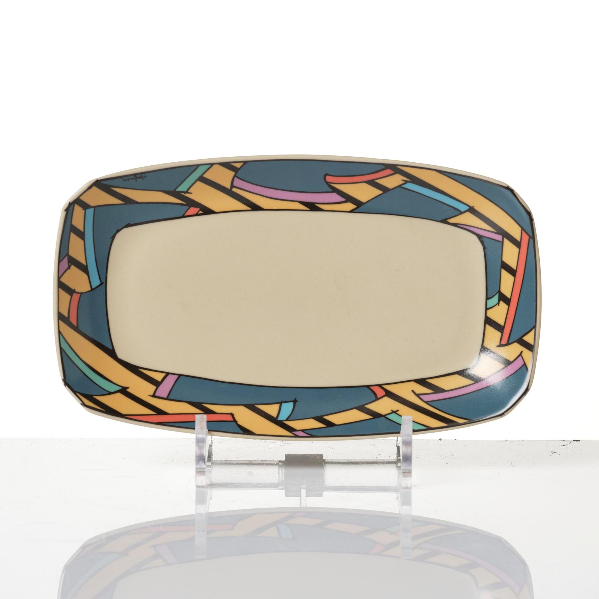 Dorothy Hafner, a 47-piece "Flash" ceramic dinner service, Rosenthal, Germany, post 1984.
