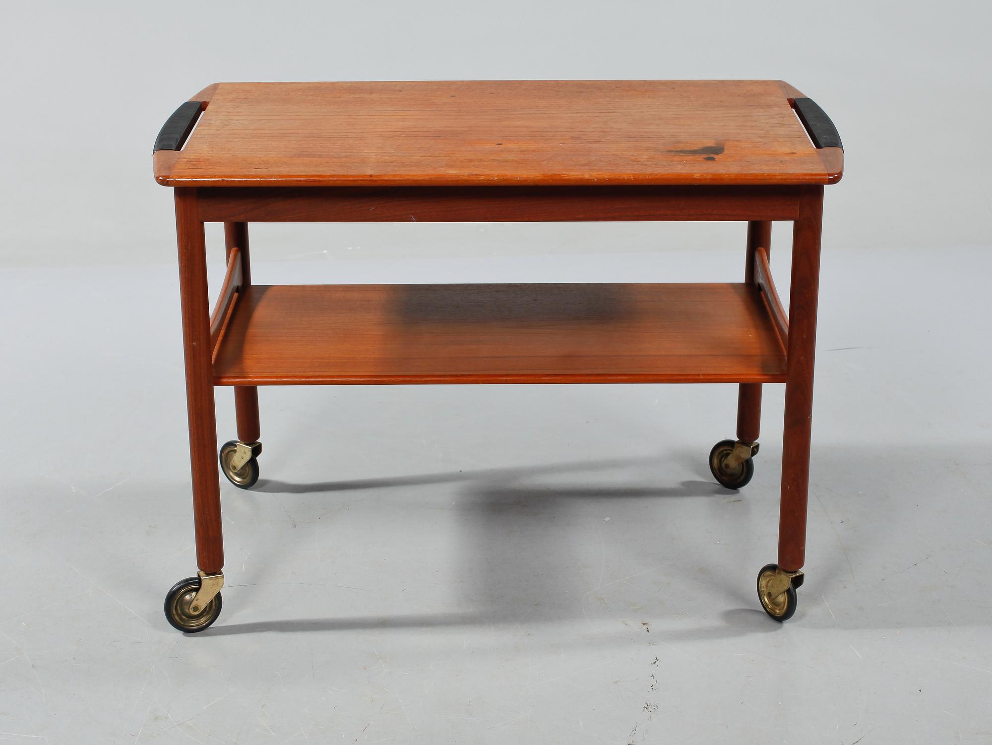 SERVERINGSBORD, 1950/1960-tal.