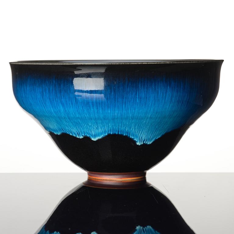 Carl-Harry Stålhane, a unique stoneware bowl, Rörstrand, Sweden 1960s.