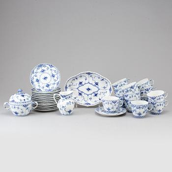 ROYAL COPENHAGEN, a part "Musselmalet" Halvblonde coffee service, Denmark (16 pieces).